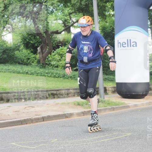 29.06.2025 - hella hamburg halbmarathon KatJ http://msf.ph/oto/8197019 29.06.2025 09:28:30 Zwischen KM18-KM19  meine-sportfotos.de