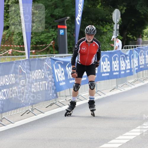 29.06.2025 - hella hamburg halbmarathon Strokosch-Dieckow http://msf.ph/oto/8197020 29.06.2025 09:42:56 Ziel 20076 meine-sportfotos.de