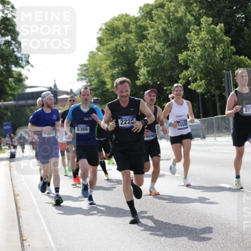 29.06.2025 - hella hamburg halbmarathon Jannik Wohlers http://msf.ph/oto/8197053 29.06.2025 09:46:53 Lombardsbrücke 1002, 1407, 1910, 1959, 2121, 2228, 2563, 2774, 2836, 3783, 3790, 3935, 4246, 4740, 5961, 6032, 6305, 6473, 6915, 7831, 7972, 8366, 9376, 9508, 9519, 10771, 11055, 11370, 11806, 12137, 12204, 13148, 13771, 13972, 13991, 14388, 14448, 14975, 15348, 15500, 15939, 16075, 16177, 16425, 16698, 17877, 18455, 19059 meine-sportfotos.de