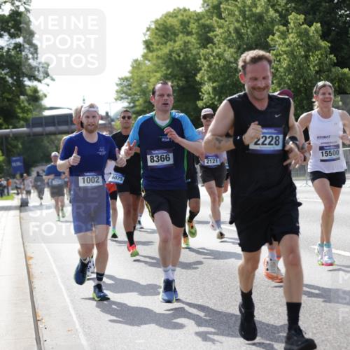 29.06.2025 - hella hamburg halbmarathon Jannik Wohlers http://msf.ph/oto/8197094 29.06.2025 09:46:53 Lombardsbrücke 1002, 1407, 1910, 1959, 2121, 2228, 2563, 2774, 2836, 3783, 3790, 3935, 4246, 4740, 5961, 6032, 6305, 6473, 6915, 7831, 7972, 8366, 9376, 9508, 9519, 10771, 11055, 11370, 11806, 12137, 12204, 13148, 13771, 13972, 13991, 14388, 14448, 14975, 15348, 15500, 15939, 16075, 16177, 16425, 16698, 17877, 18455, 19059 meine-sportfotos.de