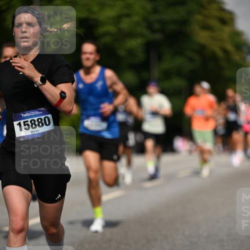 29.06.2025 - hella hamburg halbmarathon Dr. Thomas Lammeyer http://msf.ph/oto/8197157 29.06.2025 09:47:56 Kennedybrücke 1065, 2021, 2879, 3075, 3201, 3845, 3968, 4678, 5367, 7349, 8473, 8731, 10156, 10848 meine-sportfotos.de