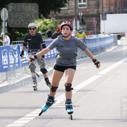 29.06.2025 - hella hamburg halbmarathon Strokosch-Dieckow http://msf.ph/oto/8197195 29.06.2025 09:43:16 Ziel 20257 meine-sportfotos.de