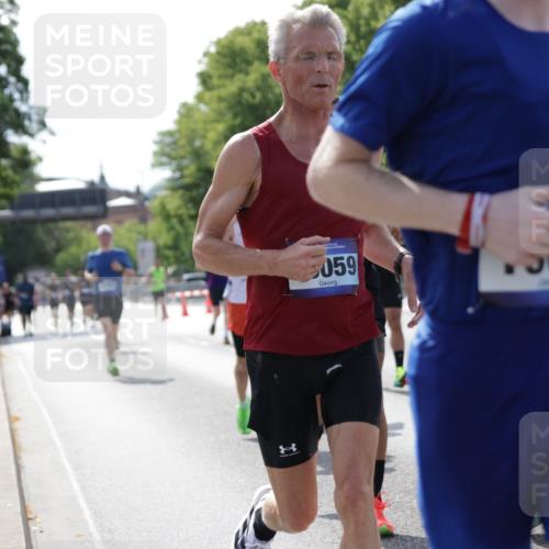 29.06.2025 - hella hamburg halbmarathon Jannik Wohlers http://msf.ph/oto/8197201 29.06.2025 09:46:55 Lombardsbrücke 1002, 1407, 1910, 1959, 2121, 2228, 2563, 2774, 2836, 3783, 3790, 3935, 4246, 4740, 5961, 6032, 6305, 6473, 6915, 7831, 7972, 8366, 9171, 9376, 9508, 9519, 10771, 11055, 11370, 11806, 12137, 12204, 13148, 13972, 13991, 14388, 14448, 14459, 14975, 15348, 15500, 15939, 16075, 16177, 16425, 16698, 17877, 18455, 19059 meine-sportfotos.de