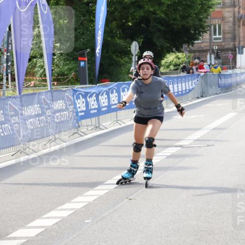 29.06.2025 - hella hamburg halbmarathon Strokosch-Dieckow http://msf.ph/oto/8197206 29.06.2025 09:43:17 Ziel 20257 meine-sportfotos.de