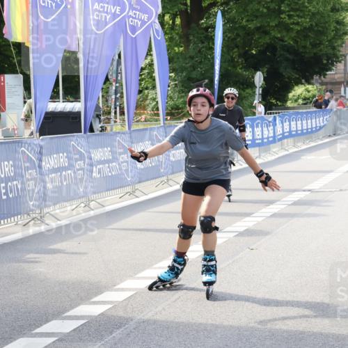 29.06.2025 - hella hamburg halbmarathon Strokosch-Dieckow http://msf.ph/oto/8197226 29.06.2025 09:43:19 Ziel 20257 meine-sportfotos.de