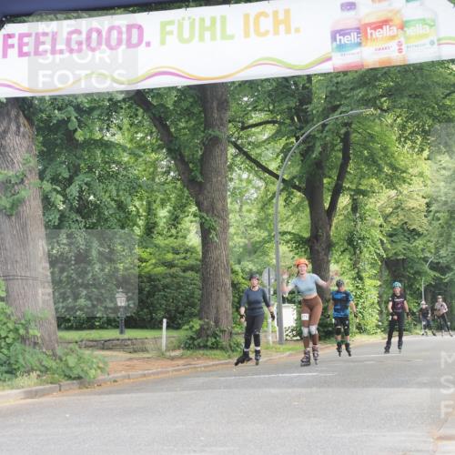 29.06.2025 - hella hamburg halbmarathon KatJ http://msf.ph/oto/8197248 29.06.2025 09:29:36 Zwischen KM18-KM19  meine-sportfotos.de