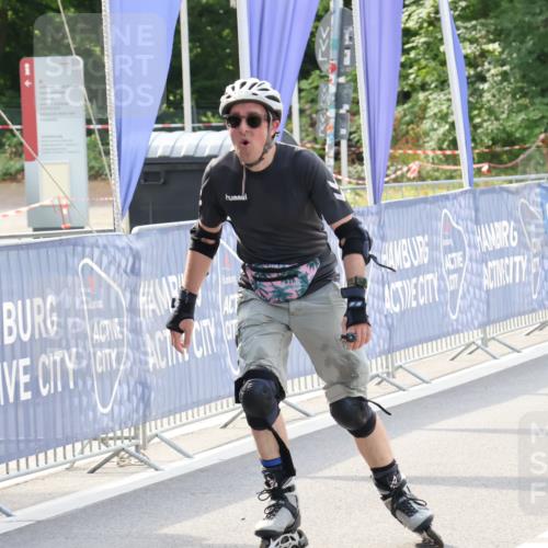 29.06.2025 - hella hamburg halbmarathon Strokosch-Dieckow http://msf.ph/oto/8197251 29.06.2025 09:43:21 Ziel 20257 meine-sportfotos.de