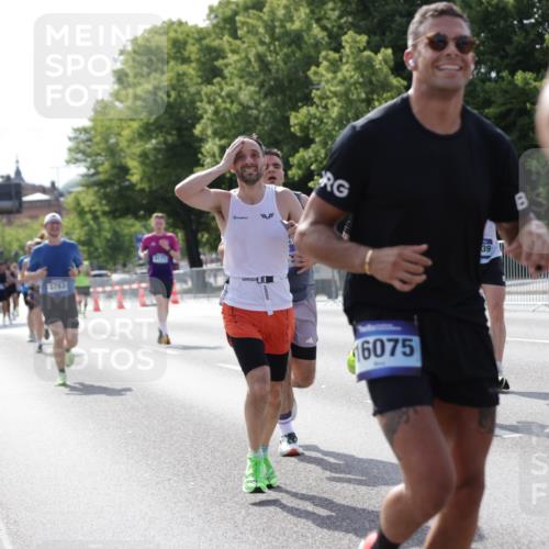 29.06.2025 - hella hamburg halbmarathon Jannik Wohlers http://msf.ph/oto/8197253 29.06.2025 09:46:56 Lombardsbrücke 1002, 1407, 1910, 1959, 2121, 2228, 2563, 2774, 2836, 3783, 3790, 3935, 4246, 4740, 5961, 6032, 6305, 6473, 6915, 7831, 7972, 8366, 9171, 9376, 9508, 10771, 11370, 11806, 12137, 12204, 12704, 13972, 14388, 14459, 14975, 15348, 15500, 15939, 16075, 16177, 16698, 18455, 19059 meine-sportfotos.de