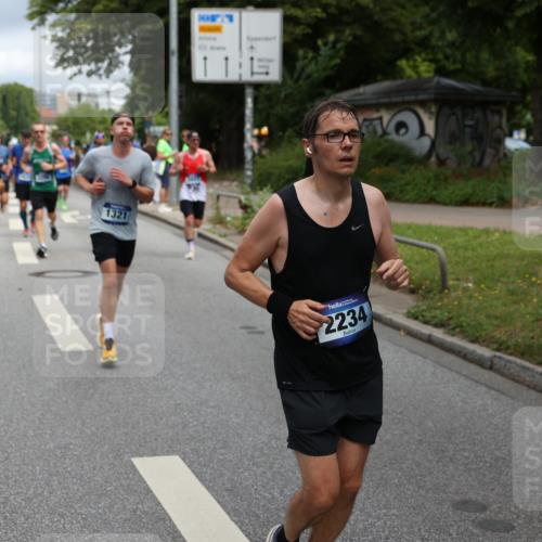 29.06.2025 - hella hamburg halbmarathon Yannick Fuchs http://msf.ph/oto/8197280 29.06.2025 10:44:25 20KM 1119, 1216, 1321, 1399, 1507, 1630, 2020, 2234, 2788, 3296, 3852, 3947, 4127, 4247, 4346, 4933, 5894, 6662, 6795, 7176, 8153, 8313, 8572, 8576, 8657, 8689, 8704, 8899, 9031, 9303, 10371, 10480, 10750, 11356, 11455, 11607, 12235, 12527, 12624, 12733, 13282, 13463, 13609, 13758, 13812, 14257, 14562, 15803, 15950, 16000, 16242, 16716, 16732, 16806, 16887, 17247, 17282, 17319, 18066, 18228, 18229, 18370, 18451, 18499, 18657, 18658, 18811, 18884 meine-sportfotos.de