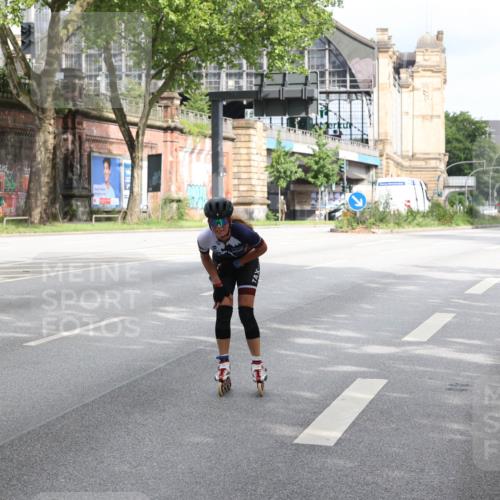 29.06.2025 - hella hamburg halbmarathon Yannick Fuchs http://msf.ph/oto/8197294 29.06.2025 09:13:57 20KM 181, 1, 1 meine-sportfotos.de