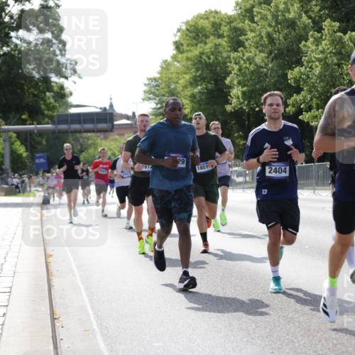 29.06.2025 - hella hamburg halbmarathon Jannik Wohlers http://msf.ph/oto/8197338 29.06.2025 09:47:07 Lombardsbrücke 1002, 1217, 1910, 2121, 2228, 2404, 2774, 2851, 3783, 4246, 5923, 5961, 6473, 7972, 8084, 8366, 8395, 9171, 11019, 11559, 11806, 12137, 12704, 12751, 13029, 13419, 14459, 15500, 15939, 16075, 16123, 16698, 17154, 18419, 19059 meine-sportfotos.de