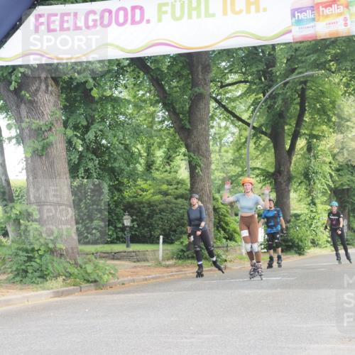29.06.2025 - hella hamburg halbmarathon KatJ http://msf.ph/oto/8197476 29.06.2025 09:29:37 Zwischen KM18-KM19  meine-sportfotos.de