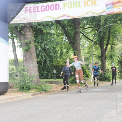 29.06.2025 - hella hamburg halbmarathon KatJ http://msf.ph/oto/8197571 29.06.2025 09:29:38 Zwischen KM18-KM19  meine-sportfotos.de