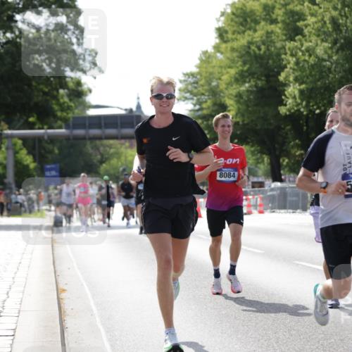 29.06.2025 - hella hamburg halbmarathon Jannik Wohlers http://msf.ph/oto/8197592 29.06.2025 09:47:11 Lombardsbrücke 1217, 2404, 2851, 3783, 5923, 5961, 8084, 8395, 9171, 11019, 11559, 11806, 12137, 12704, 12751, 13029, 13419, 14459, 15939, 16123, 17154, 18419, 18689 meine-sportfotos.de