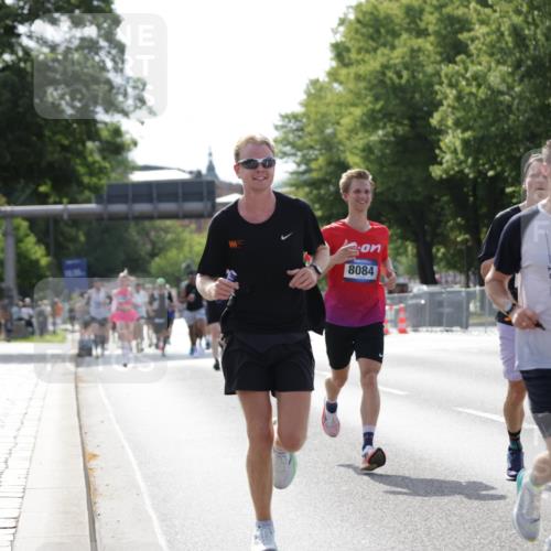 29.06.2025 - hella hamburg halbmarathon Jannik Wohlers http://msf.ph/oto/8197608 29.06.2025 09:47:11 Lombardsbrücke 1217, 2404, 2851, 3783, 5923, 5961, 8084, 8395, 9171, 11019, 11559, 11806, 12137, 12704, 12751, 13029, 13419, 14459, 15939, 16123, 17154, 18419, 18689 meine-sportfotos.de