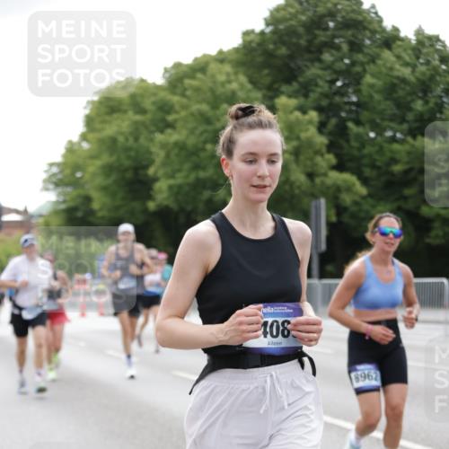 29.06.2025 - hella hamburg halbmarathon Jannik Wohlers http://msf.ph/oto/8197610 29.06.2025 10:24:53 Lombardsbrücke 1627, 2000, 2278, 3920, 3961, 3963, 5564, 5814, 6869, 8083, 8962, 9927, 11157, 11921, 13510, 14086, 14649, 15016, 15119, 15679, 16421, 16422 meine-sportfotos.de