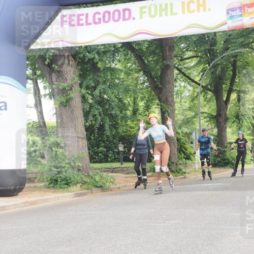29.06.2025 - hella hamburg halbmarathon KatJ http://msf.ph/oto/8197622 29.06.2025 09:29:38 Zwischen KM18-KM19  meine-sportfotos.de