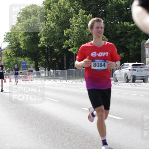 29.06.2025 - hella hamburg halbmarathon Jannik Wohlers http://msf.ph/oto/8197638 29.06.2025 09:47:13 Lombardsbrücke 1217, 2404, 2851, 5923, 8084, 8395, 9171, 10968, 11019, 11559, 12704, 12751, 13029, 13419, 14459, 16123, 17154, 18419, 18689 meine-sportfotos.de