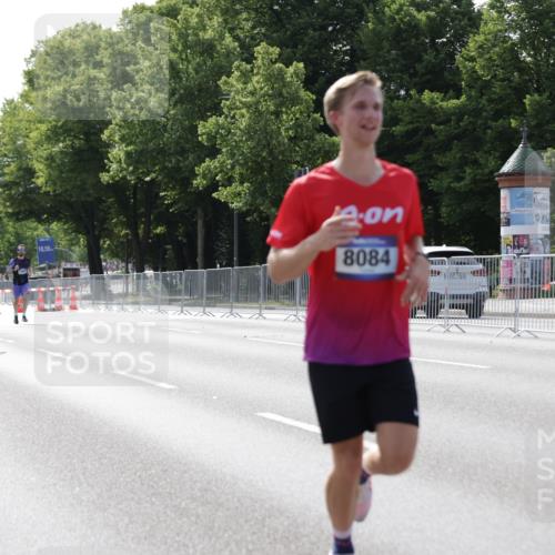 29.06.2025 - hella hamburg halbmarathon Jannik Wohlers http://msf.ph/oto/8197656 29.06.2025 09:47:13 Lombardsbrücke 1217, 2404, 2851, 5923, 8084, 8395, 9171, 10968, 11019, 11559, 12704, 12751, 13029, 13419, 14459, 16123, 17154, 18419, 18689 meine-sportfotos.de