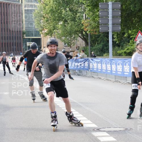 29.06.2025 - hella hamburg halbmarathon Strokosch-Dieckow http://msf.ph/oto/8197665 29.06.2025 09:44:17 Ziel 20495, 20496, 20535 meine-sportfotos.de