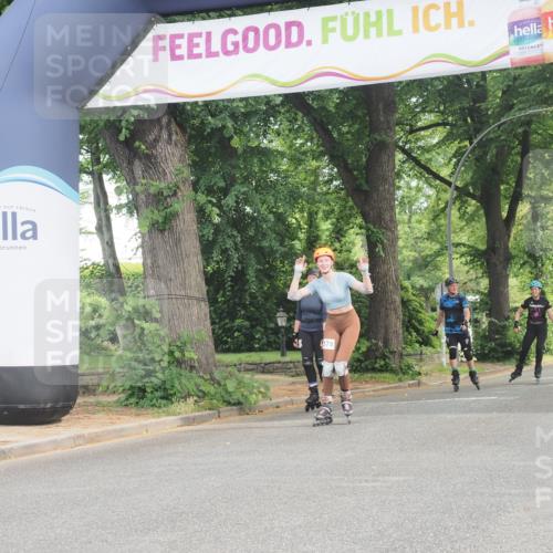 29.06.2025 - hella hamburg halbmarathon KatJ http://msf.ph/oto/8197673 29.06.2025 09:29:38 Zwischen KM18-KM19  meine-sportfotos.de
