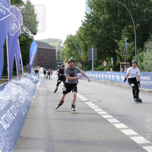 29.06.2025 - hella hamburg halbmarathon Strokosch-Dieckow http://msf.ph/oto/8197686 29.06.2025 09:44:17 Ziel 20495, 20496, 20535 meine-sportfotos.de