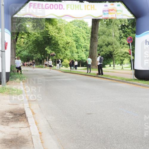 29.06.2025 - hella hamburg halbmarathon MichiJ http://msf.ph/oto/8197708 29.06.2025 10:20:57 Zwischen KM18-KM19 6619, 7272, 9047, 9508, 10298, 10929, 12232, 12681, 13606, 14548 meine-sportfotos.de
