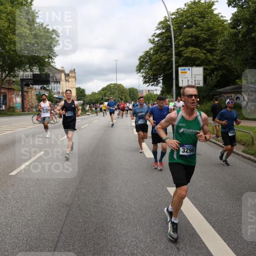 29.06.2025 - hella hamburg halbmarathon Yannick Fuchs http://msf.ph/oto/8197812 29.06.2025 10:44:29 20KM 1119, 1216, 1321, 1399, 1507, 1630, 2020, 2234, 3296, 3852, 3947, 4127, 4346, 4933, 5115, 5894, 6662, 6712, 6795, 7176, 7583, 7930, 7932, 8153, 8313, 8572, 8657, 8704, 9303, 10371, 10750, 11356, 11455, 11607, 12235, 12527, 12624, 13008, 13282, 13609, 13758, 13812, 14034, 14257, 15803, 15950, 16000, 16242, 16716, 16732, 16806, 16887, 17247, 17319, 17384, 18066, 18228, 18229, 18370, 18451, 18499, 18657, 18658, 18811, 18884 meine-sportfotos.de