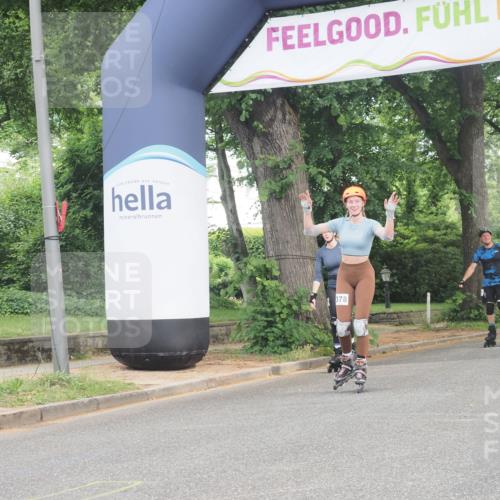 29.06.2025 - hella hamburg halbmarathon KatJ http://msf.ph/oto/8197820 29.06.2025 09:29:39 Zwischen KM18-KM19  meine-sportfotos.de