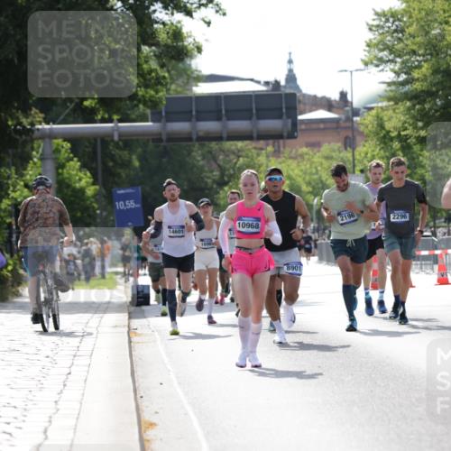 29.06.2025 - hella hamburg halbmarathon Jannik Wohlers http://msf.ph/oto/8197827 29.06.2025 09:47:16 Lombardsbrücke 1217, 2196, 2296, 2404, 2851, 5923, 8084, 8395, 8901, 10968, 11019, 11559, 12462, 12704, 12751, 13029, 13419, 13514, 14459, 14601, 16123, 16964, 17154, 18419, 18687, 18689 meine-sportfotos.de