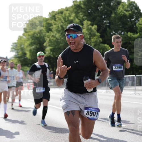 29.06.2025 - hella hamburg halbmarathon Jannik Wohlers http://msf.ph/oto/8198072 29.06.2025 09:47:21 Lombardsbrücke 1164, 1217, 2196, 2296, 2404, 2851, 5092, 5923, 8084, 8395, 8901, 10968, 11019, 11559, 12462, 12751, 13029, 13419, 13514, 13798, 14601, 14952, 15965, 16123, 16964, 17154, 17306, 18159, 18216, 18419, 18687, 18689 meine-sportfotos.de