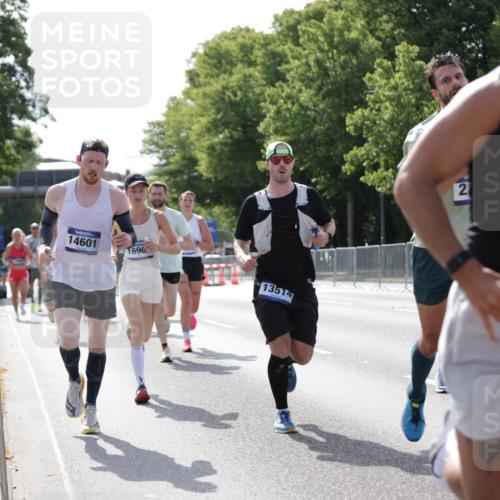 29.06.2025 - hella hamburg halbmarathon Jannik Wohlers http://msf.ph/oto/8198083 29.06.2025 09:47:21 Lombardsbrücke 1164, 1217, 2196, 2296, 2404, 2851, 5092, 5923, 8084, 8395, 8901, 10968, 11019, 11559, 12462, 12751, 13029, 13419, 13514, 13798, 14601, 14952, 15965, 16123, 16964, 17154, 17306, 18159, 18216, 18419, 18687, 18689 meine-sportfotos.de