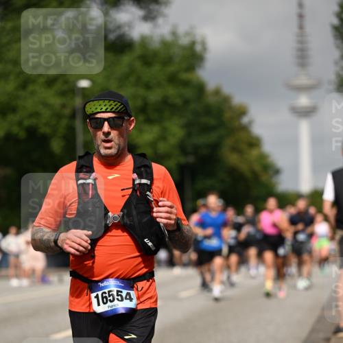 29.06.2025 - hella hamburg halbmarathon Dr. Thomas Lammeyer http://msf.ph/oto/8198182 29.06.2025 10:11:29 Kennedybrücke 1993, 4262, 4502, 5242, 5287, 5807, 5845, 5926, 6517, 6518, 6707, 6713, 6715, 6833, 7503, 8585, 9967, 10283, 10700, 10703, 11114, 11394 meine-sportfotos.de