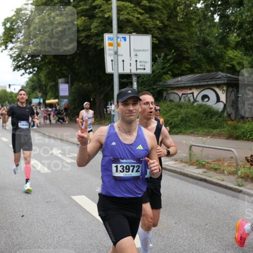 29.06.2025 - hella hamburg halbmarathon Yannick Fuchs http://msf.ph/oto/8198222 29.06.2025 10:31:45 20KM 1411, 2767, 4860, 4865, 5003, 5092, 5307, 5315, 6123, 6458, 6529, 7310, 7482, 8362, 9178, 9296, 9914, 10680, 10738, 11833, 13141, 13854, 13972, 14387, 14459, 14691, 14934, 15178, 15261, 15939, 16523, 16992, 17024, 17125, 17137, 17306, 17658, 17723, 18062, 18159, 18384, 18824 meine-sportfotos.de