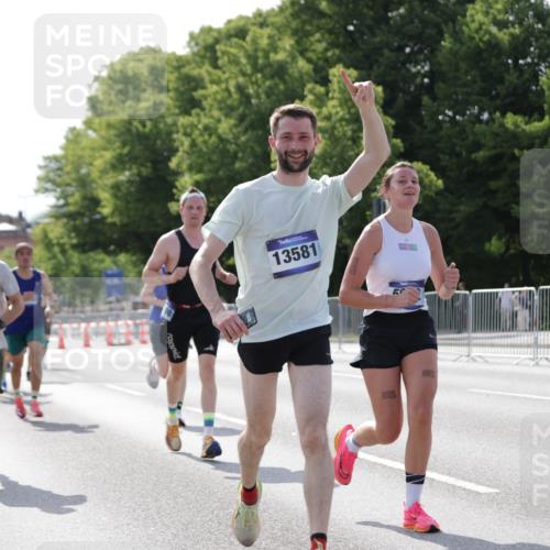 29.06.2025 - hella hamburg halbmarathon Jannik Wohlers http://msf.ph/oto/8198287 29.06.2025 09:47:24 Lombardsbrücke 1164, 2196, 2296, 5092, 5923, 8084, 8901, 9178, 9944, 10384, 10968, 11019, 11559, 12462, 12751, 12865, 13419, 13514, 13798, 14601, 14952, 15965, 16123, 16964, 17154, 17306, 18159, 18216, 18687, 18689 meine-sportfotos.de