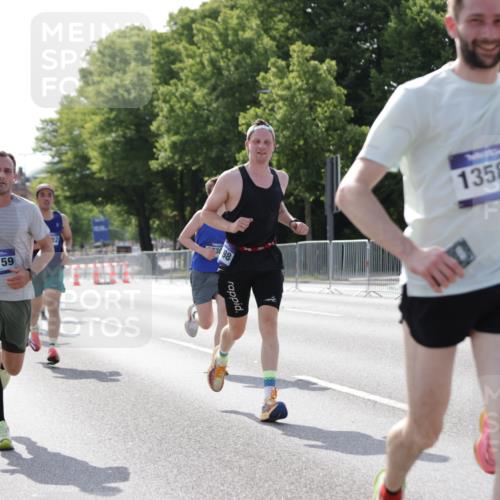 29.06.2025 - hella hamburg halbmarathon Jannik Wohlers http://msf.ph/oto/8198310 29.06.2025 09:47:24 Lombardsbrücke 1164, 2196, 2296, 5092, 5923, 8084, 8901, 9178, 9944, 10384, 10968, 11019, 11559, 12462, 12751, 12865, 13419, 13514, 13798, 14601, 14952, 15965, 16123, 16964, 17154, 17306, 18159, 18216, 18687, 18689 meine-sportfotos.de