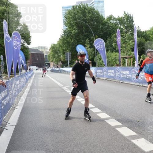 29.06.2025 - hella hamburg halbmarathon Strokosch-Dieckow http://msf.ph/oto/8198423 29.06.2025 09:44:32 Ziel 20048, 20107, 20184, 20287, 20517 meine-sportfotos.de