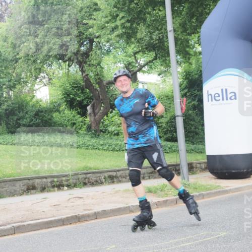 29.06.2025 - hella hamburg halbmarathon KatJ http://msf.ph/oto/8198489 29.06.2025 09:29:41 Zwischen KM18-KM19  meine-sportfotos.de