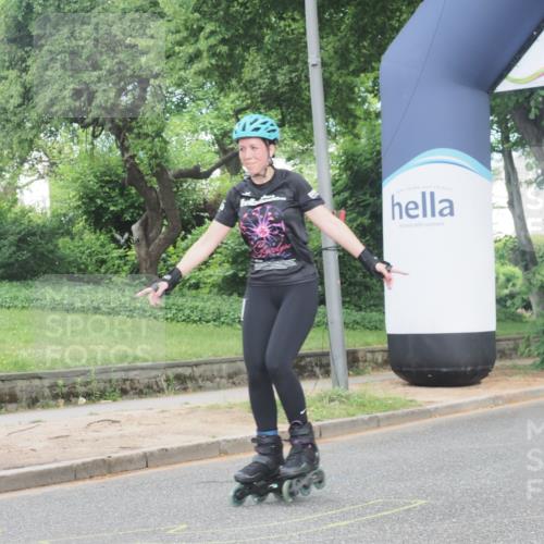 29.06.2025 - hella hamburg halbmarathon KatJ http://msf.ph/oto/8198726 29.06.2025 09:29:42 Zwischen KM18-KM19  meine-sportfotos.de