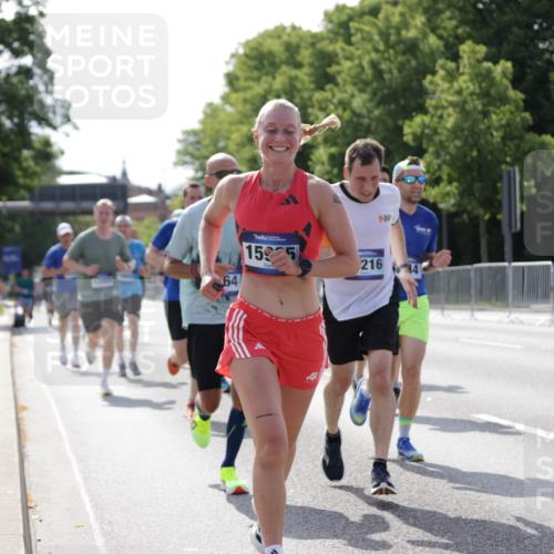 29.06.2025 - hella hamburg halbmarathon Jannik Wohlers http://msf.ph/oto/8198745 29.06.2025 09:47:28 Lombardsbrücke 1164, 1562, 2196, 2296, 4602, 5092, 8901, 9178, 9944, 10384, 10968, 11745, 12462, 12865, 13514, 13798, 13854, 14387, 14601, 14934, 14952, 15261, 15965, 16964, 17306, 18159, 18216, 18573, 18687, 18689, 18841 meine-sportfotos.de