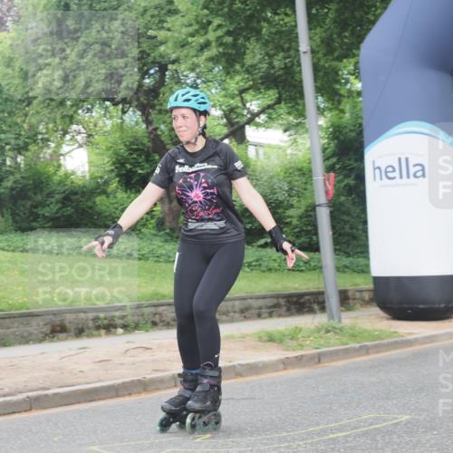 29.06.2025 - hella hamburg halbmarathon KatJ http://msf.ph/oto/8198771 29.06.2025 09:29:42 Zwischen KM18-KM19  meine-sportfotos.de