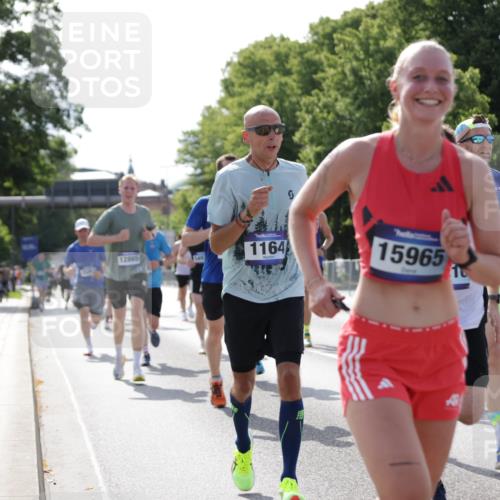 29.06.2025 - hella hamburg halbmarathon Jannik Wohlers http://msf.ph/oto/8198796 29.06.2025 09:47:28 Lombardsbrücke 1164, 1562, 2196, 2296, 4602, 5092, 8901, 9178, 9944, 10384, 10968, 11745, 12462, 12865, 13514, 13798, 13854, 14387, 14601, 14934, 14952, 15261, 15965, 16964, 17306, 18159, 18216, 18573, 18687, 18689, 18841 meine-sportfotos.de