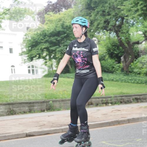 29.06.2025 - hella hamburg halbmarathon KatJ http://msf.ph/oto/8198837 29.06.2025 09:29:42 Zwischen KM18-KM19  meine-sportfotos.de