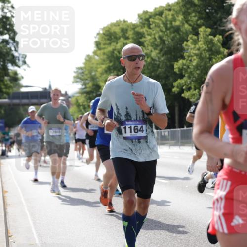 29.06.2025 - hella hamburg halbmarathon Jannik Wohlers http://msf.ph/oto/8198887 29.06.2025 09:47:29 Lombardsbrücke 1164, 1562, 2196, 2296, 4602, 5092, 8901, 9178, 9944, 10384, 10968, 11745, 12462, 12865, 13514, 13798, 13854, 14387, 14601, 14934, 14952, 15261, 15965, 16964, 17306, 18159, 18216, 18573, 18687, 18689, 18841 meine-sportfotos.de