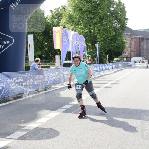 29.06.2025 - hella hamburg halbmarathon Strokosch-Dieckow http://msf.ph/oto/8198906 29.06.2025 09:44:55 Ziel 20199, 20215 meine-sportfotos.de