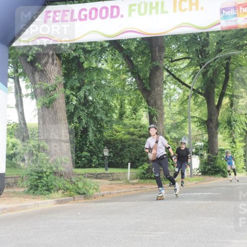 29.06.2025 - hella hamburg halbmarathon KatJ http://msf.ph/oto/8198918 29.06.2025 09:29:45 Zwischen KM18-KM19  meine-sportfotos.de