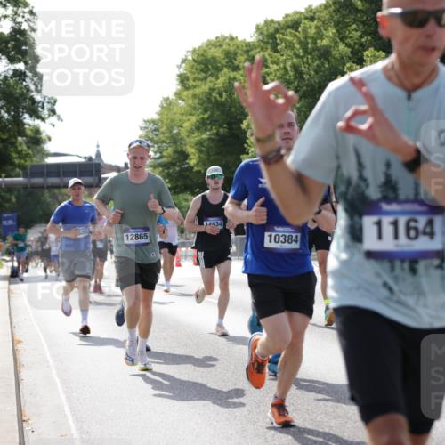 29.06.2025 - hella hamburg halbmarathon Jannik Wohlers http://msf.ph/oto/8198988 29.06.2025 09:47:29 Lombardsbrücke 1164, 1562, 2196, 2296, 4602, 5092, 8901, 9178, 9944, 10384, 10968, 11745, 12462, 12865, 13514, 13798, 13854, 14387, 14601, 14934, 14952, 15261, 15965, 16964, 17306, 18159, 18216, 18573, 18687, 18689, 18841 meine-sportfotos.de