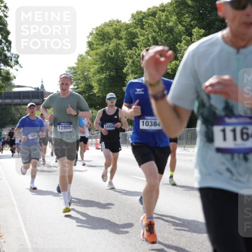 29.06.2025 - hella hamburg halbmarathon Jannik Wohlers http://msf.ph/oto/8199017 29.06.2025 09:47:30 Lombardsbrücke 1164, 1562, 2196, 2296, 4602, 5092, 8362, 8901, 9178, 9944, 10384, 10900, 10968, 11745, 12462, 12865, 13514, 13798, 13854, 14387, 14601, 14934, 14952, 15261, 15415, 15965, 16964, 17306, 18159, 18216, 18573, 18687, 18689, 18841 meine-sportfotos.de