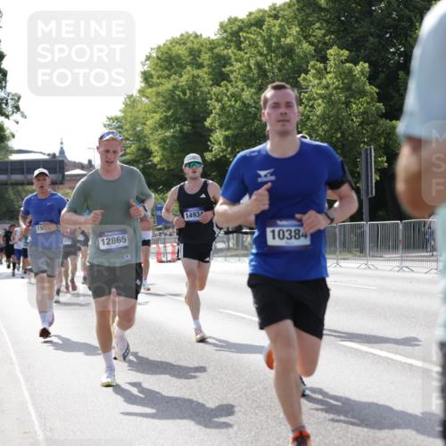 29.06.2025 - hella hamburg halbmarathon Jannik Wohlers http://msf.ph/oto/8199075 29.06.2025 09:47:30 Lombardsbrücke 1164, 1562, 2196, 2296, 4602, 5092, 8362, 8901, 9178, 9944, 10384, 10900, 10968, 11745, 12462, 12865, 13514, 13798, 13854, 14387, 14601, 14934, 14952, 15261, 15415, 15965, 16964, 17306, 18159, 18216, 18573, 18687, 18689, 18841 meine-sportfotos.de