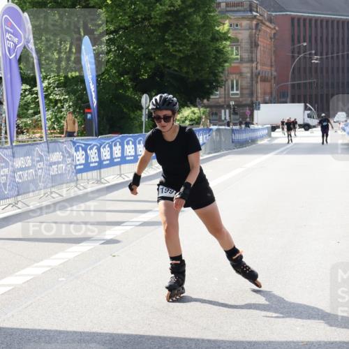 29.06.2025 - hella hamburg halbmarathon Strokosch-Dieckow http://msf.ph/oto/8199113 29.06.2025 09:45:06 Ziel 20199 meine-sportfotos.de